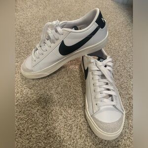 Women’s Nike Blazer Low '77